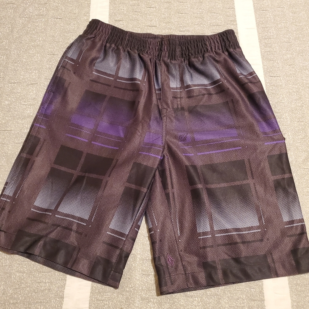 Volcom shorts